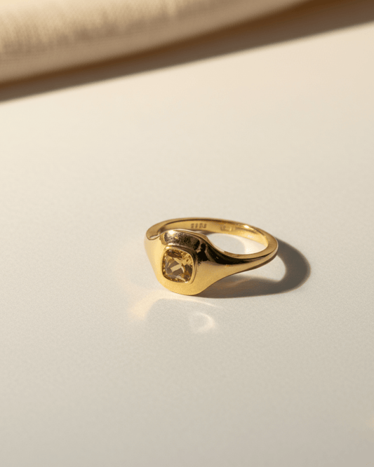 Noor ਨੂਰ Gemstone Signet Ring - Khas